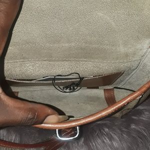 Dooney & Bourke Bags - Dooney & Burke crossbody Dooney & Bourke Bags - Dooney & Burke crossbody